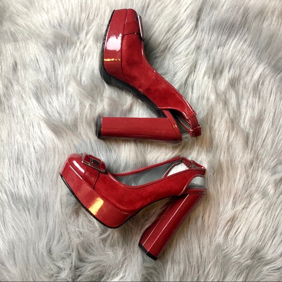 Calvin Klein red buckle heel sling backs - Picture 5 of 7